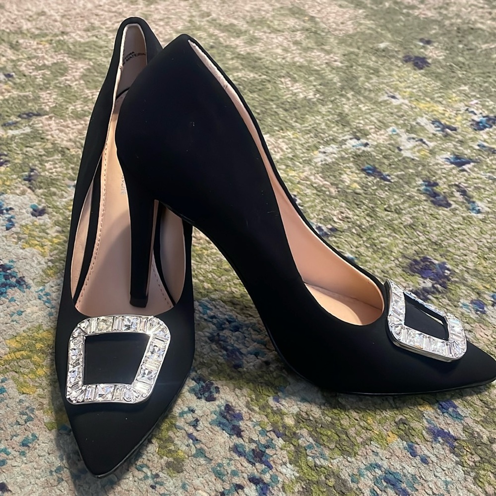 NWOT Michael Shannon Rian high heels size 7